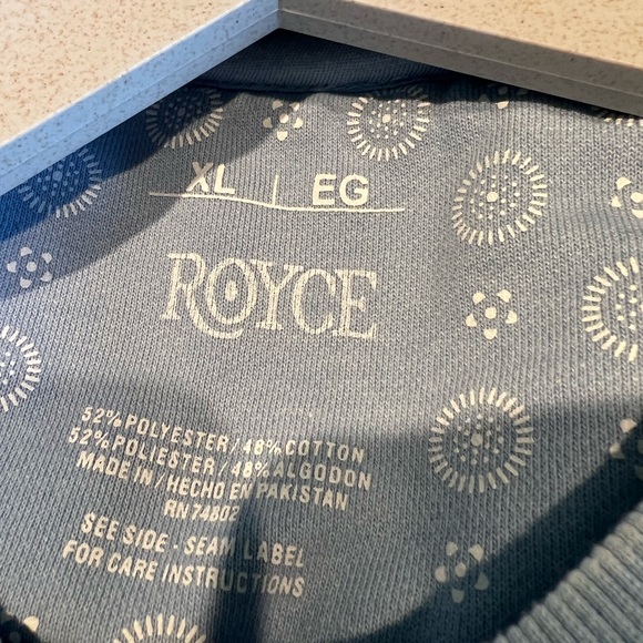 Light Blue Sweatshirt XL - Picture 3 of 3